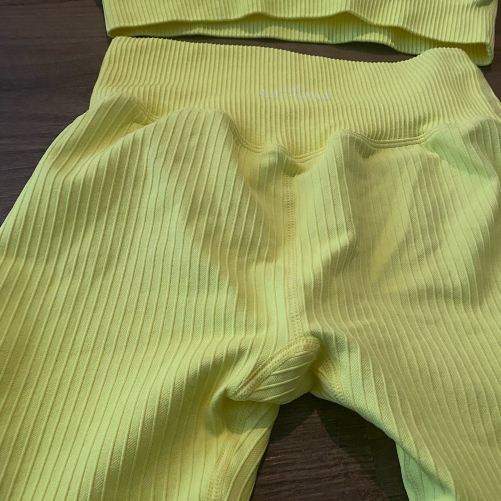 New with tags workout set🎾🎾🎾 - Picture 3 of 8